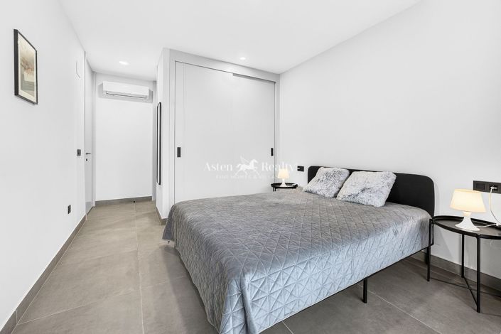 Image No.16-2 Bed Apartment for sale