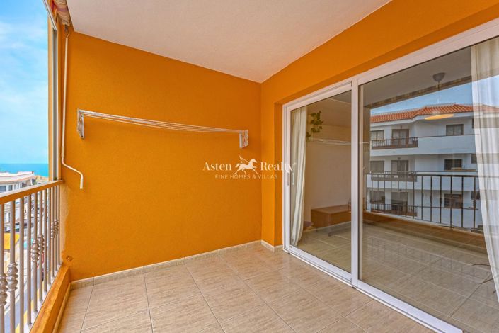 Image No.5-3 Bed Flat for sale