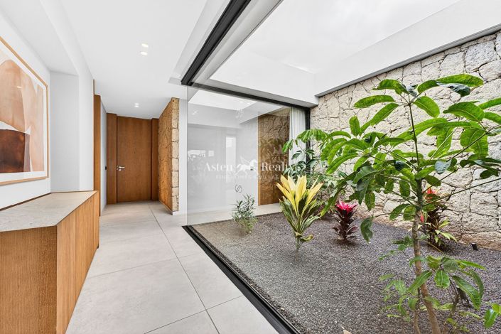 Image No.48-3 Bed Villa for sale