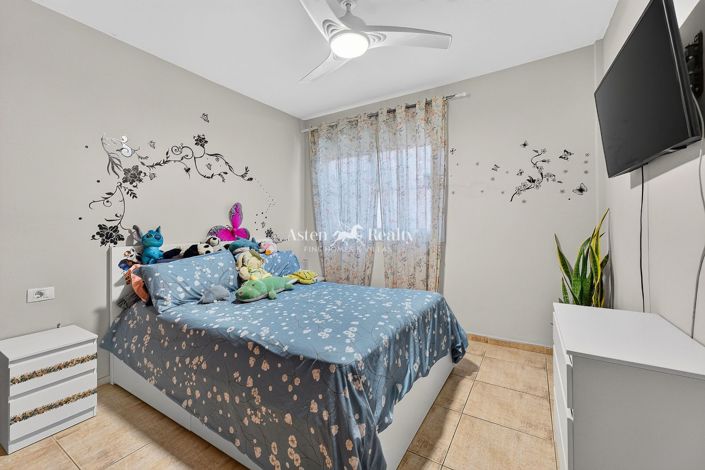 Image No.6-2 Bed Flat for sale