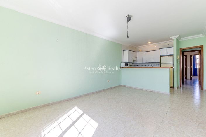 Image No.9-3 Bed Flat for sale