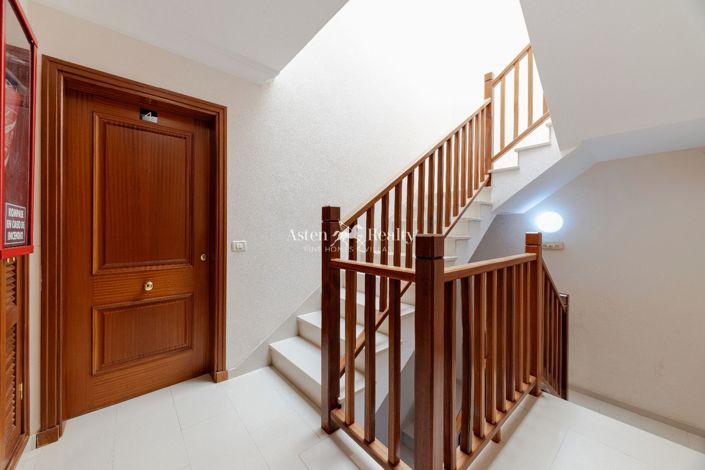 Image No.6-2 Bed Flat for sale