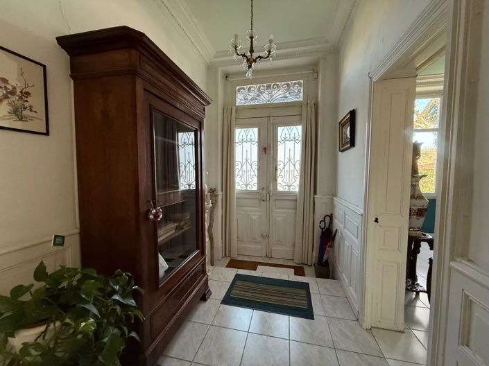 Image No.3-Casa con 8 dormitorios en venta