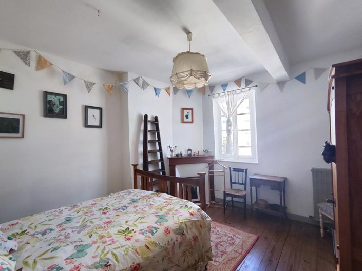 Image No.7-3 Bed House for sale