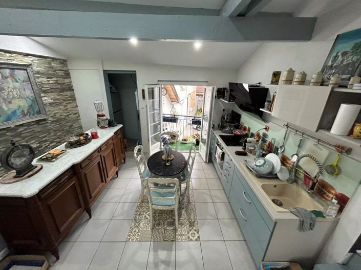 Image No.5-1 Bed Townhouse for sale