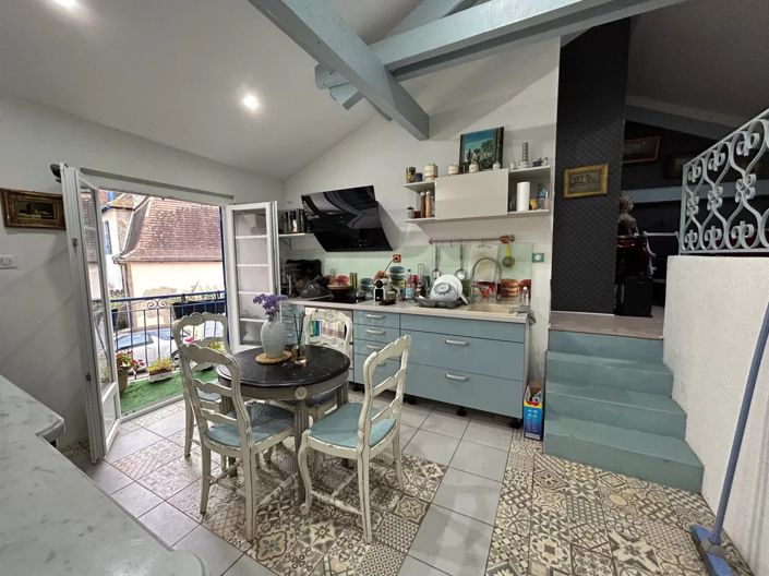 Image No.6-1 Bed Townhouse for sale