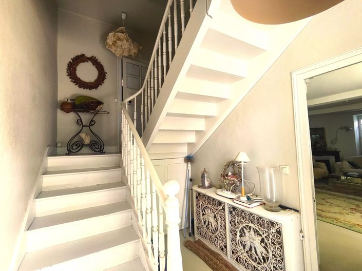 Image No.15-3 Bed House for sale