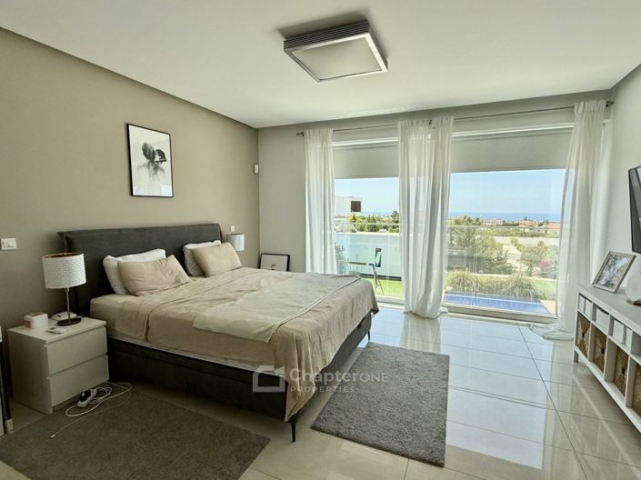 Image No.12-5 Bed Villa for sale