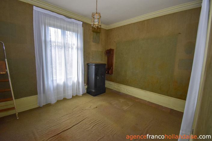 Image No.9-5 Bed House for sale