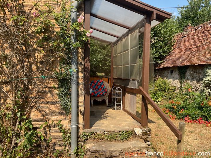 Image No.12-2 Bed House for sale