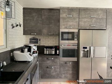 gelijkvloerse-villa-met-gte-zwembad-en-42-ha-