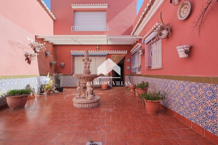 Image No.48-4 Bed Villa for sale