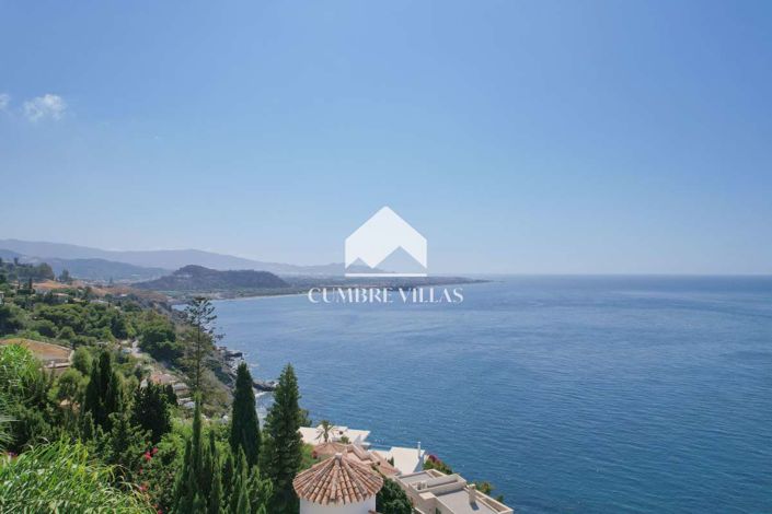Image No.2-4 Bed Villa for sale