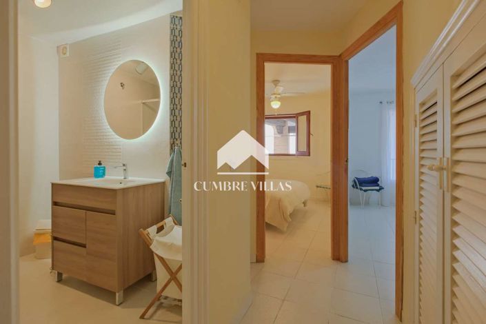Image No.19-3 Bed Villa for sale