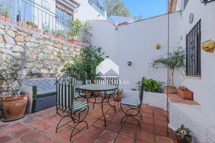 Image No.6-3 Bed Villa for sale