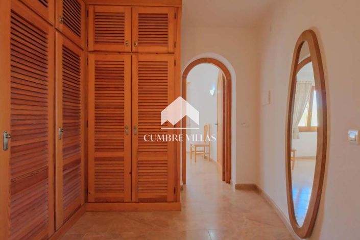 Image No.55-3 Bed Villa for sale