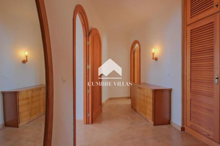 Image No.60-3 Bed Villa for sale