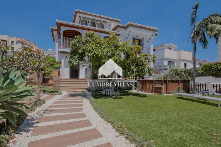 Image No.7-5 Bed Villa for sale