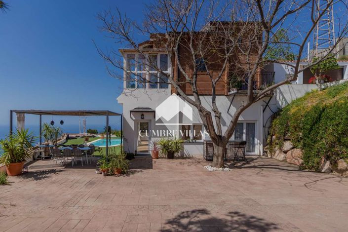 Image No.5-5 Bed Country House for sale