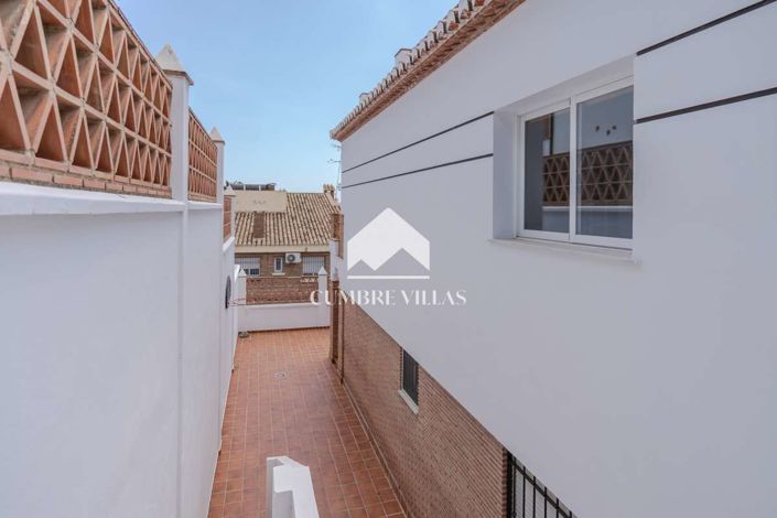 Image No.50-4 Bed Villa for sale