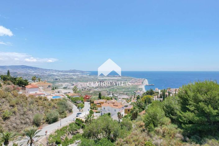 Image No.10-4 Bed Villa for sale