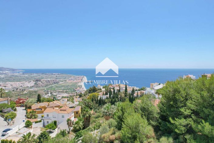 Image No.2-4 Bed Villa for sale