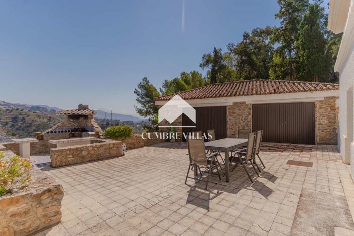 Image No.9-5 Bed Villa for sale