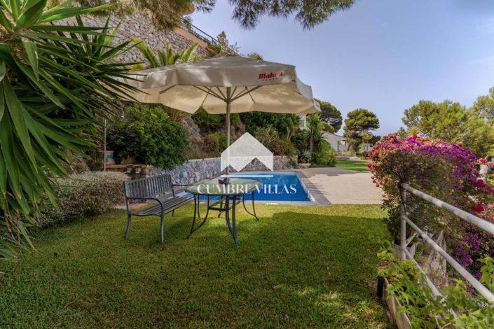 Image No.2-6 Bed Villa for sale