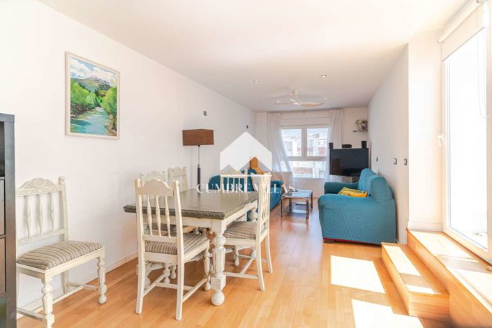Image No.9-5 Bed Townhouse for sale