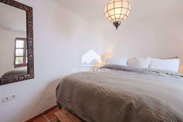 Image No.35-3 Bed Townhouse for sale