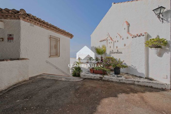 Image No.45-3 Bed Villa for sale