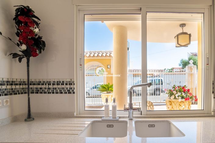 Image No.11-4 Bed Villa for sale