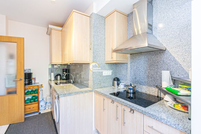 Image No.18-2 Bed Apartment for sale