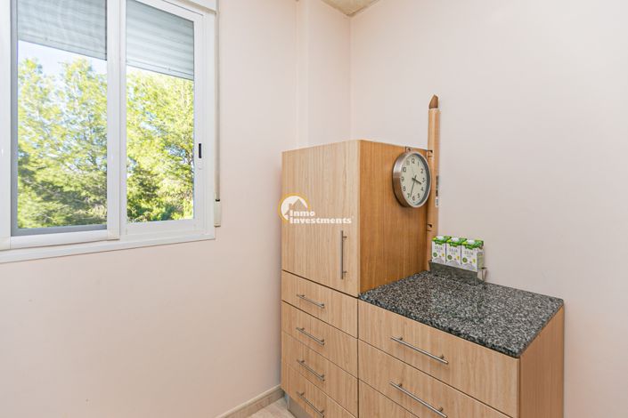Image No.20-2 Bed Apartment for sale