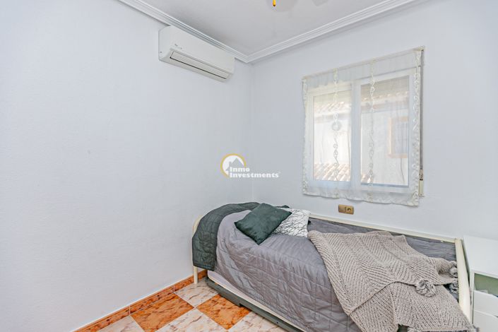 Image No.23-3 Bed Quad for sale