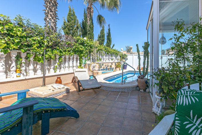 Image No.2-2 Bed Villa for sale
