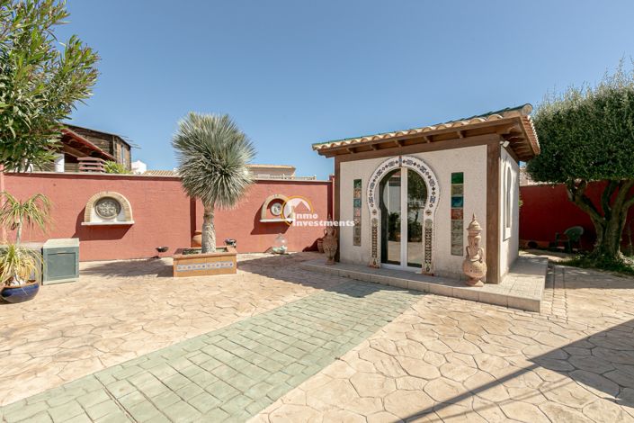 Image No.4-4 Bed Villa for sale