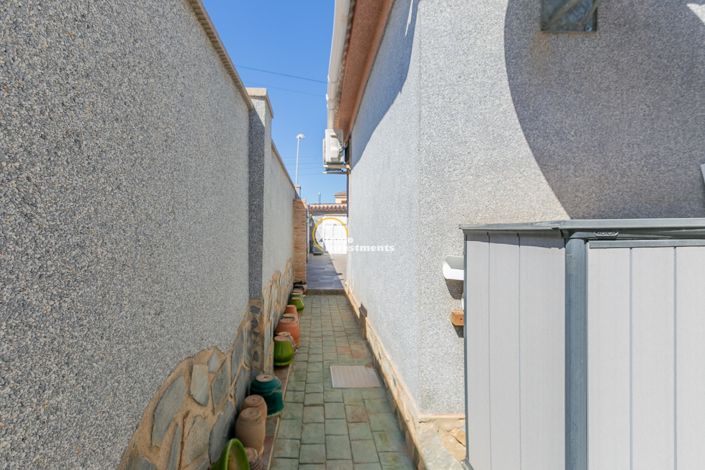 Image No.48-4 Bed Villa for sale