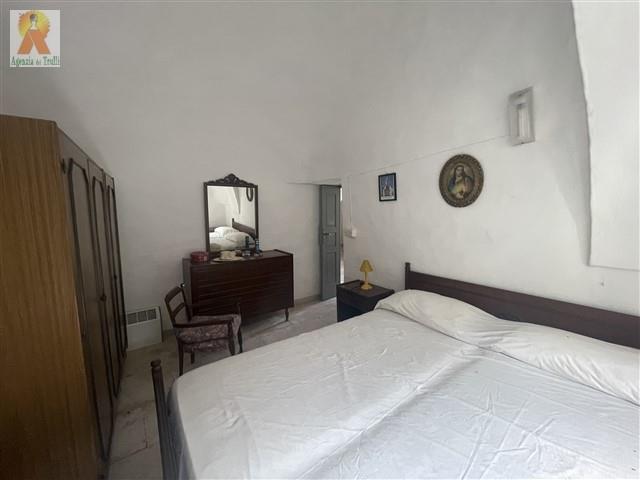 Image No.15-2 Bed Country House for sale