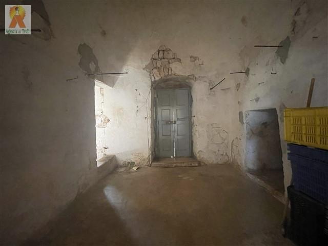 Image No.24-2 Bed Country House for sale
