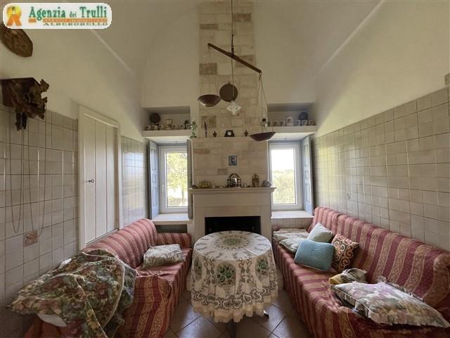 Image No.24-4 Bed Farmhouse for sale