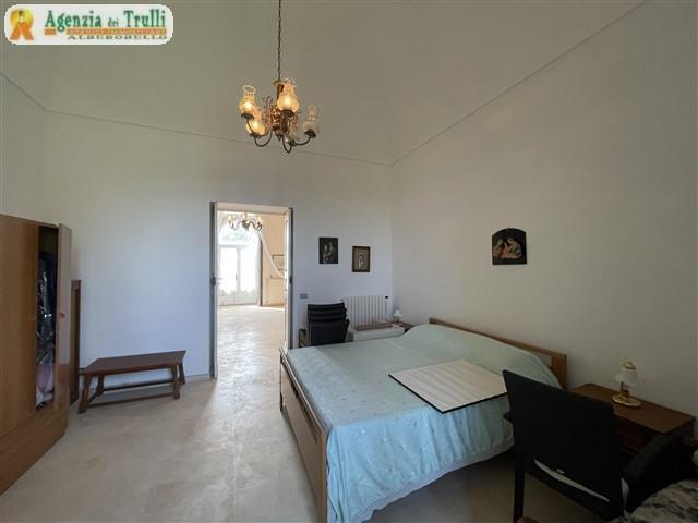 Image No.50-4 Bed Farmhouse for sale