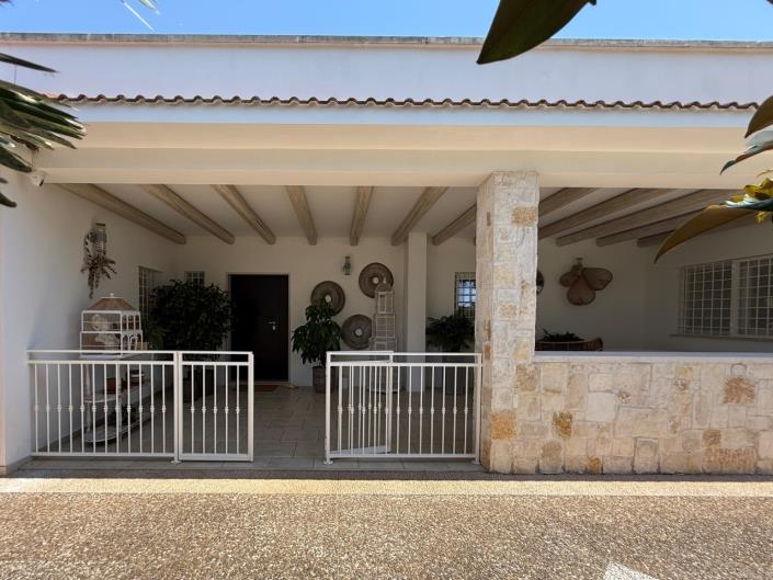 Image No.8-2 Bed House/Villa for sale