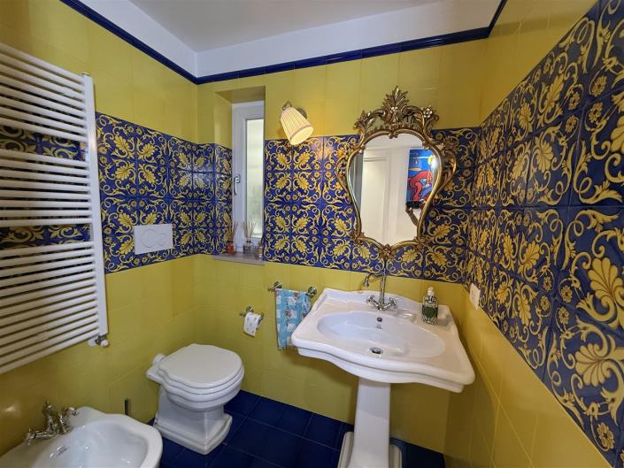 Image No.35-2 Bed House/Villa for sale
