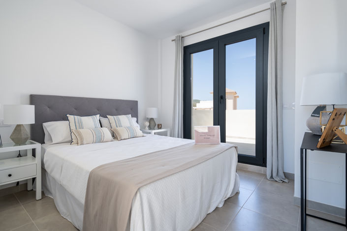 Image No.16-2 Bed Villa for sale