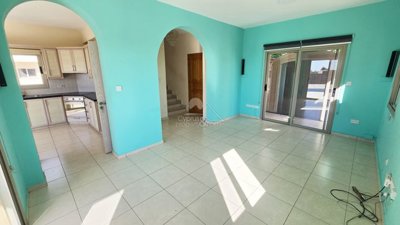 Detached Villa For Sale  in  Tremithousa