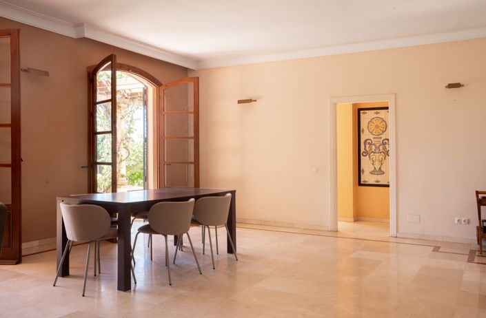 Image No.7-Villa de 5 chambres à vendre à Estepona