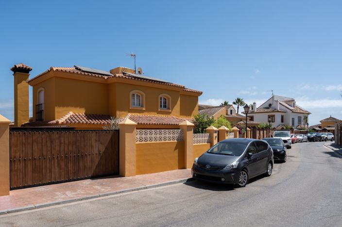Image No.5-Villa de 5 chambres à vendre à Mijas Costa