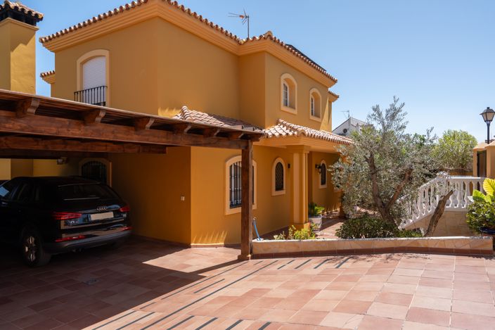Image No.6-Villa de 5 chambres à vendre à Mijas Costa