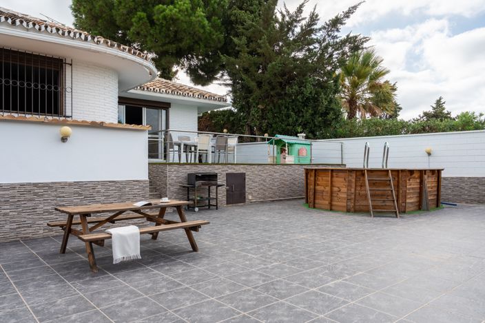 Image No.2-3 Bed Villa for sale